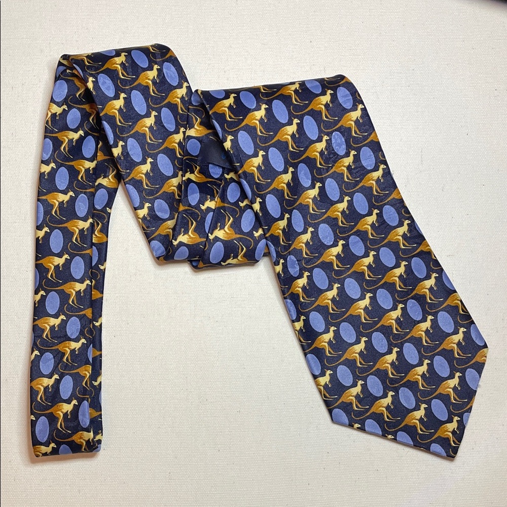 KANGAROO A. ROYALE & CO Kangaroo Pattern Blue & Gold Men's Tie Preppy Travel